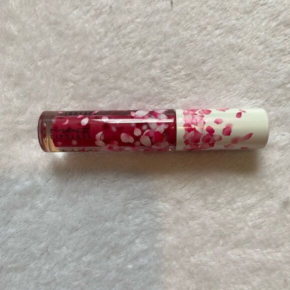 NIB MAC Lipglass in “Cherry Mochi” - Picture 4 of 4